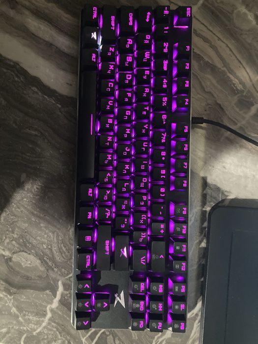 продам клавиатуру