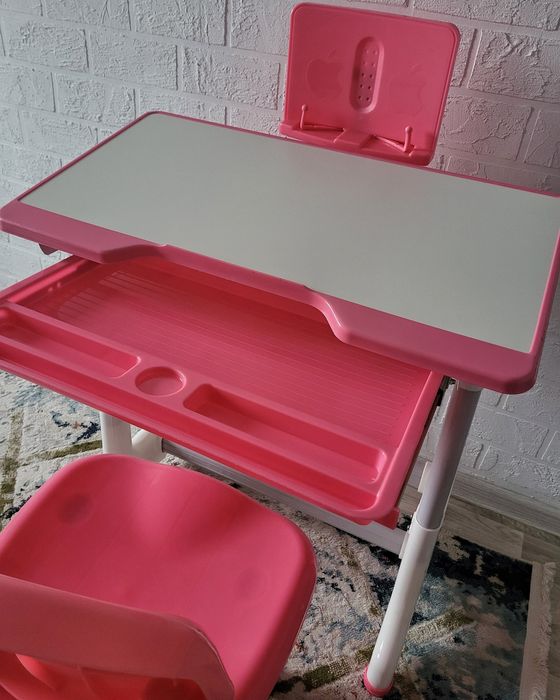 Растущая парта и стул