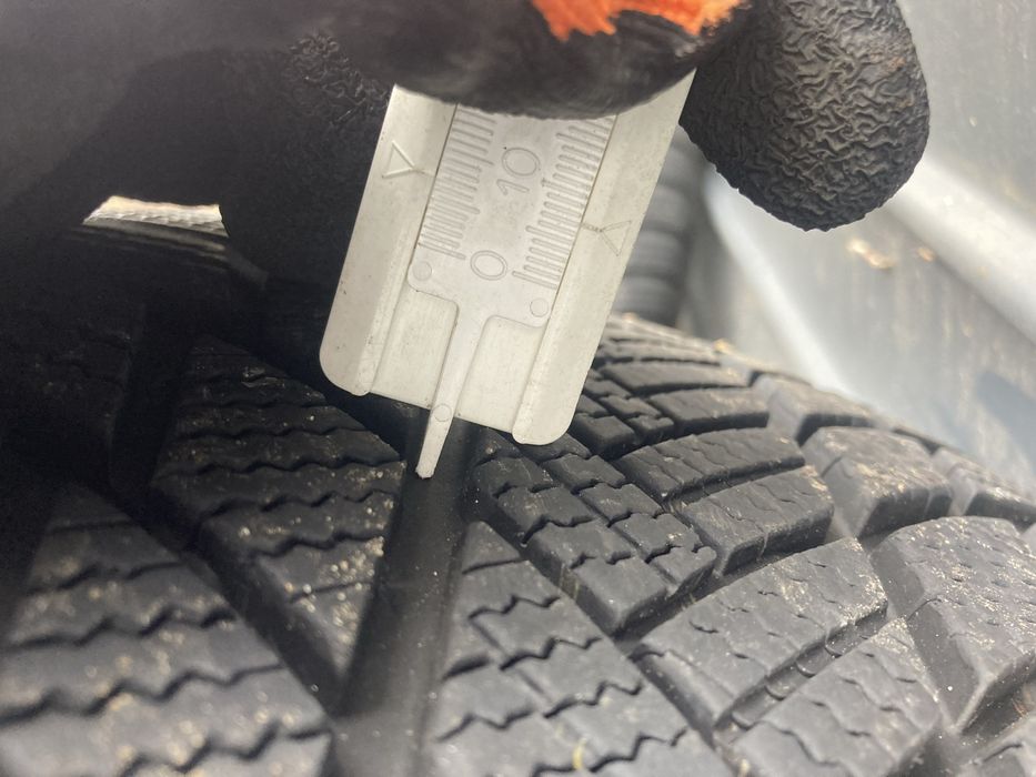 Set roti iarna original BMW X5 G05 255 55 18