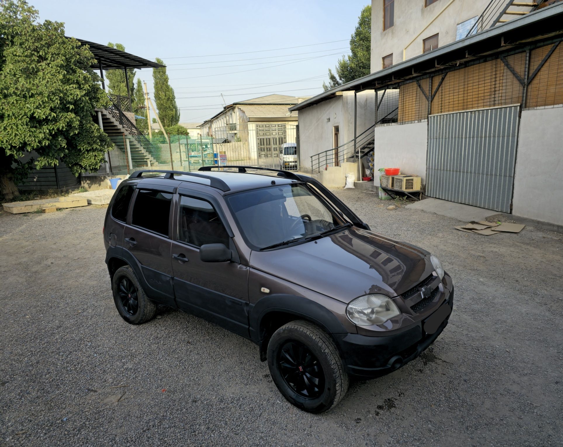 Niva 4x4 Sotiladi