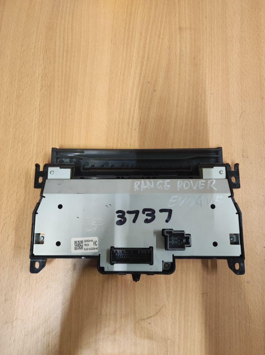 Контролен панел на климатроник за range rover evoque 2012/2013г