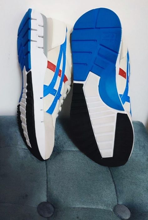 Asics Tiger nr 41 noi