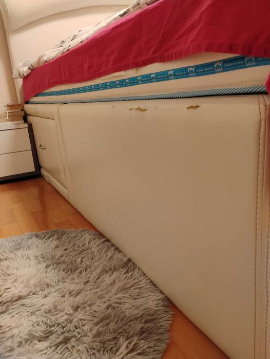 Матрак Тирена флекс 180/200 в идеално състояние, двулицев + спалня