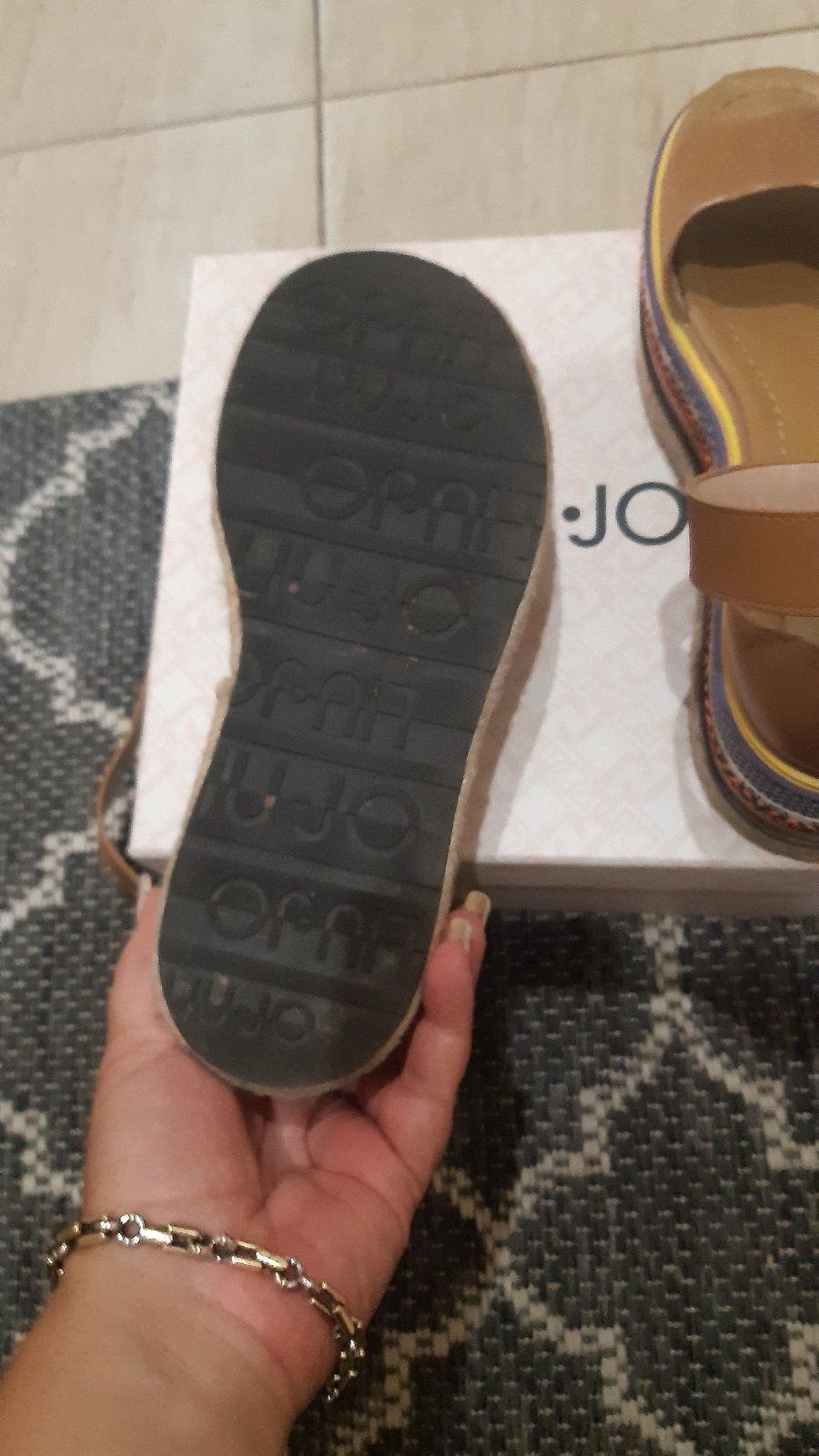 Нови сандали ЛИУДЖО