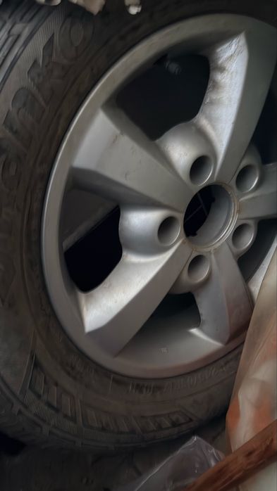 Нови зимни гуми Lassa с джанти за Киа Соренто 4бр.