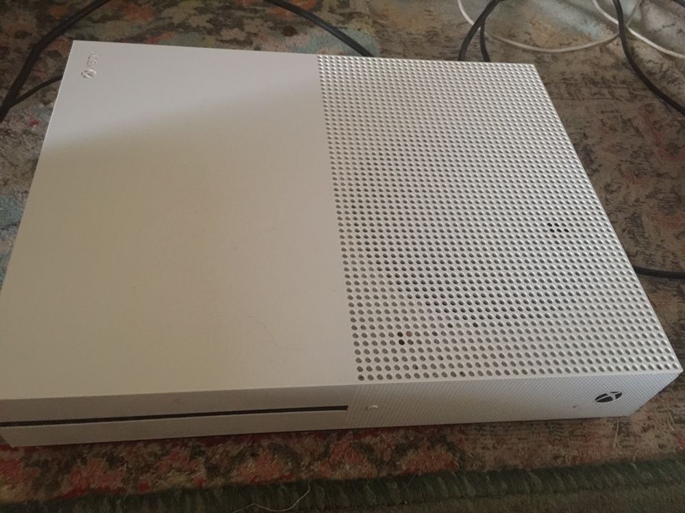 Vand schimb xbox one s urgent !!