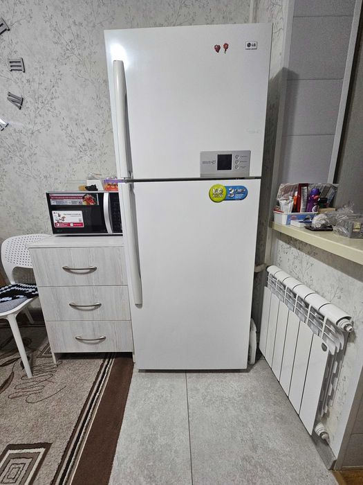 Продается холодильник Lg б/у