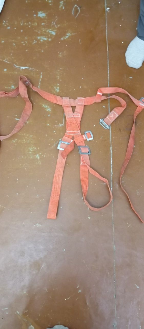 Продаётся альпениское снаряжение
