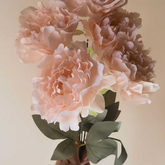 Искусственные цветы премиум композиции