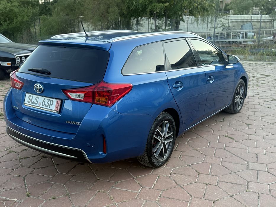 Toyota Auris 2015 2.0 diesel