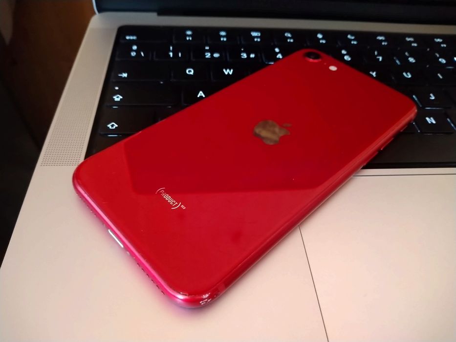 iPhone SE gen. 3 128GB pentru piese