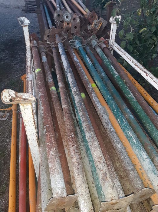 Vând și închiriez panouri doka,schelă metalică,popi metalici,montanți