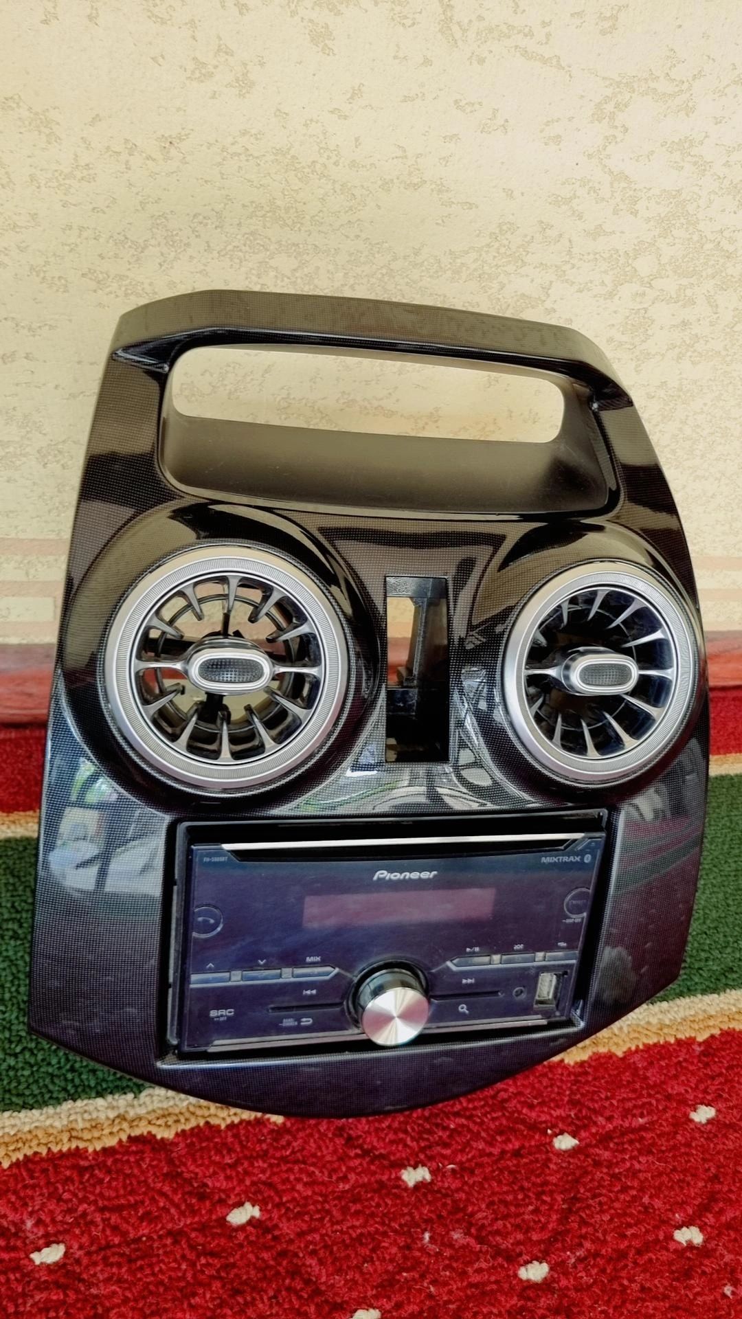 Pioneer 505 ramkasi bilan