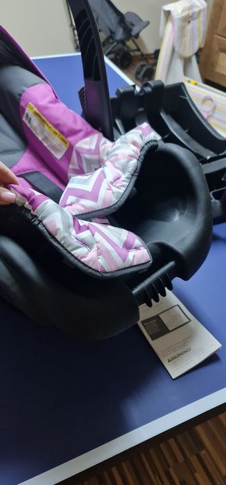 Scoică auto Evenflo din SUA, ca nou