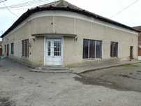 Inchiriez spatiu comercial 340mp, Toboliu