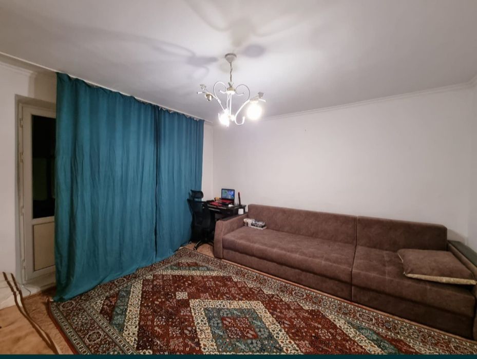 Продаю 2-х комнатную на Юго-Востоке 30 мкр ул. Рыскулова