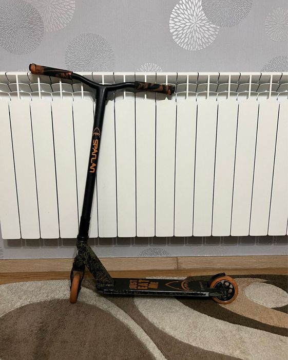 Trotineta SPARTAN + doua casti bonus