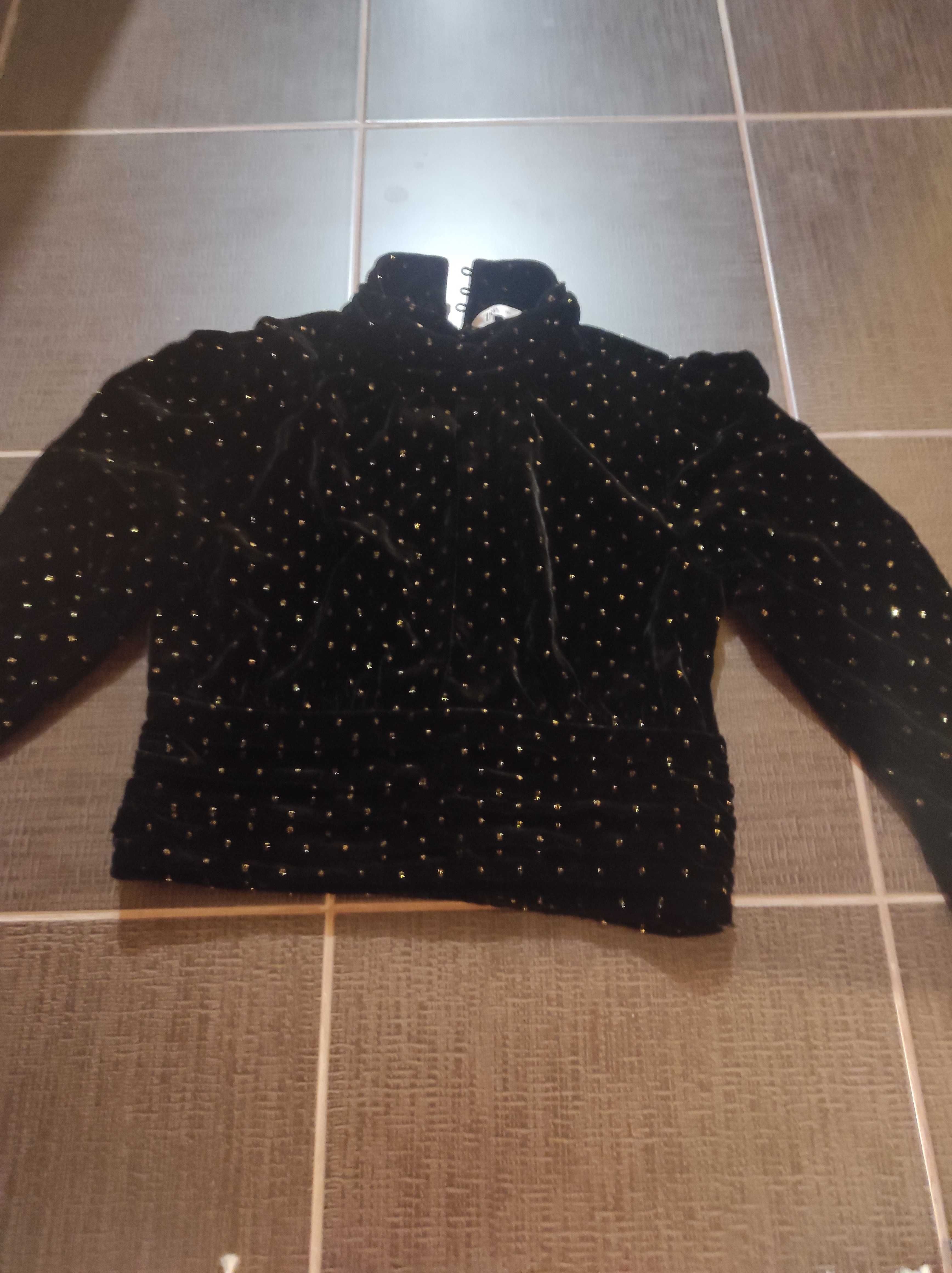 Bluza noua fara eticheta , din catifea Zara mărimea s
