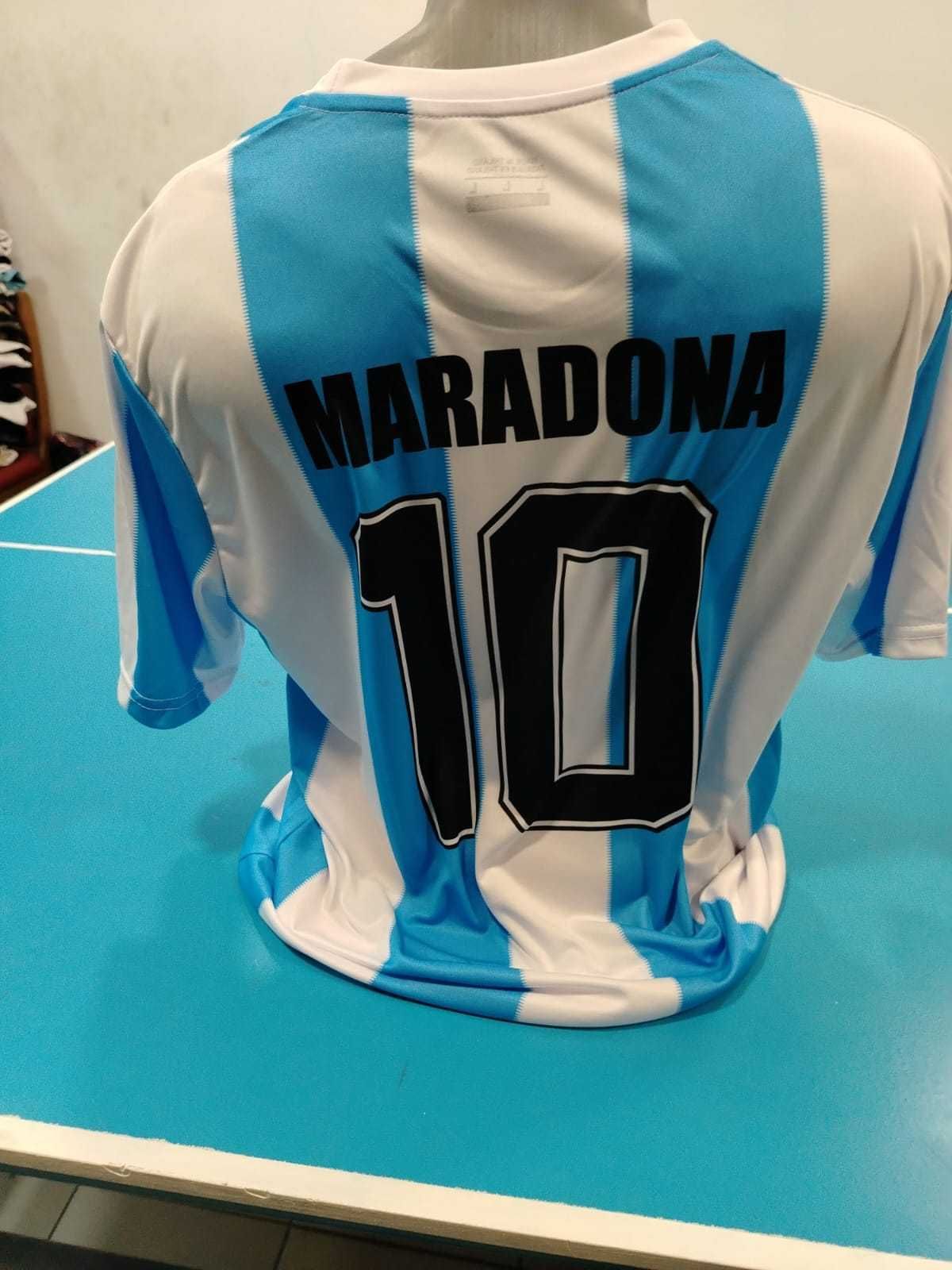 Tricouri echipe: Argentina, Barcelona, Inter Miami