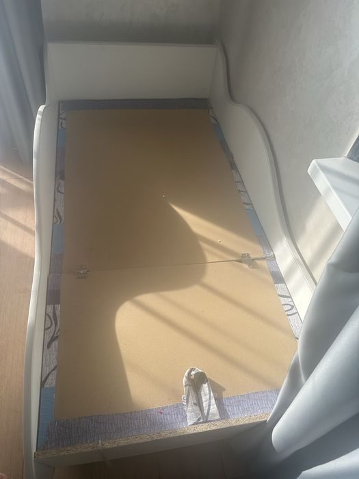 Продам детский кровать 140*70 сан