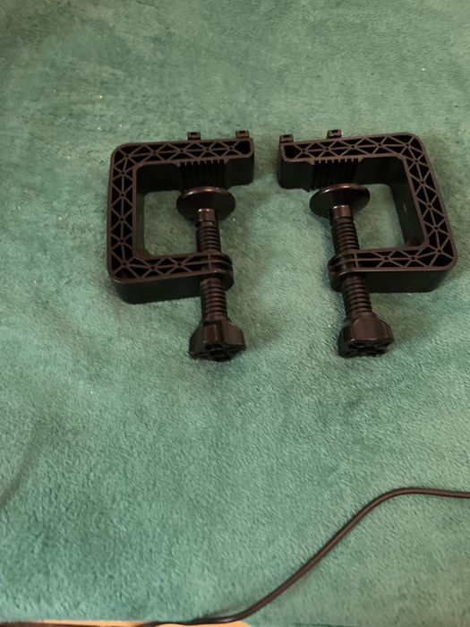 Volan gaming cu schimbător și pedale doar probat