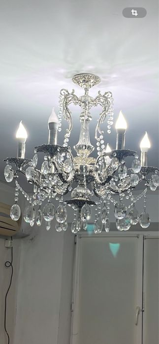 Продается люстра в хорошем состоянии , качество очень классное