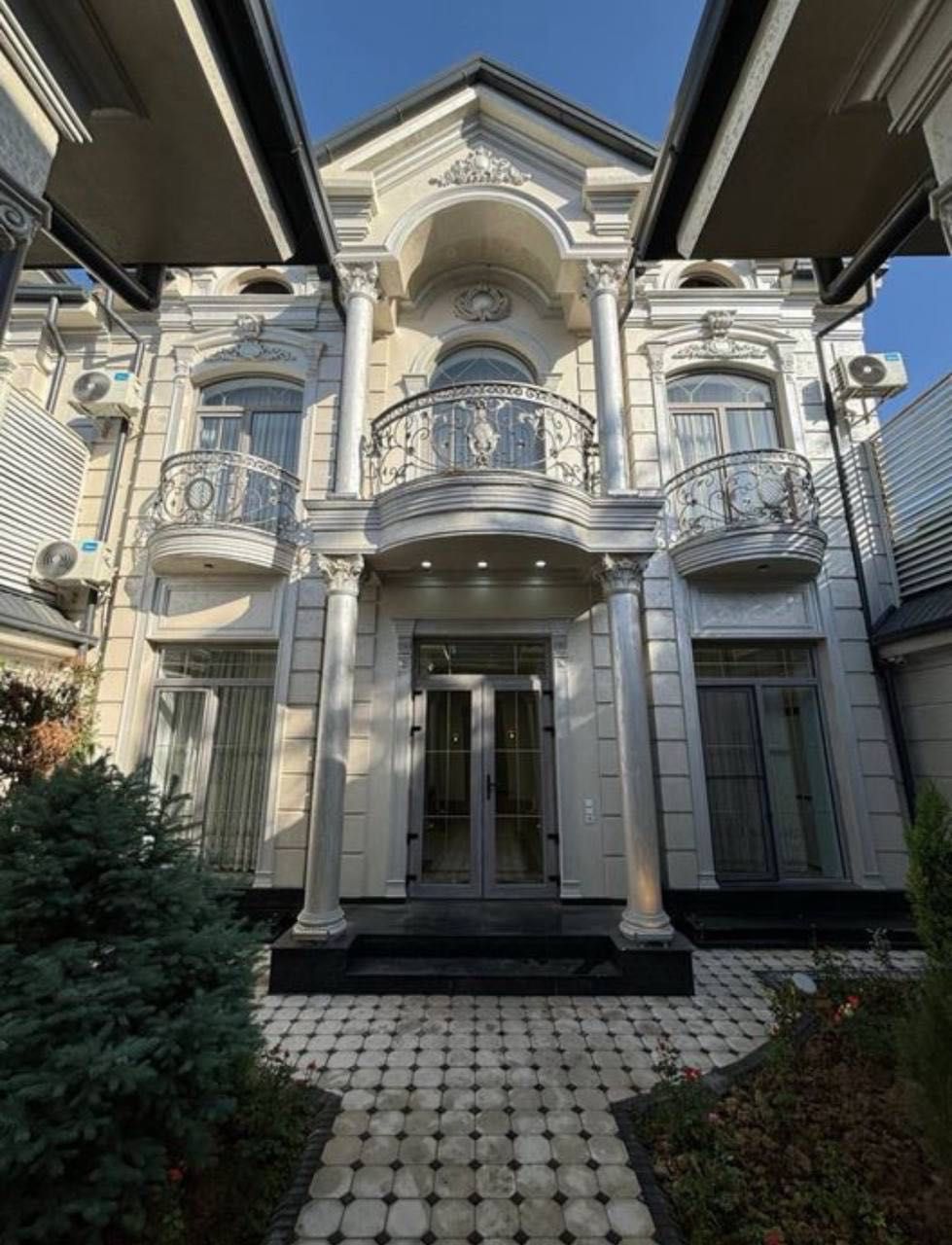 Продается Евродом 3.3 сотки ремонт ул.Никитина Мирзо Улугбек