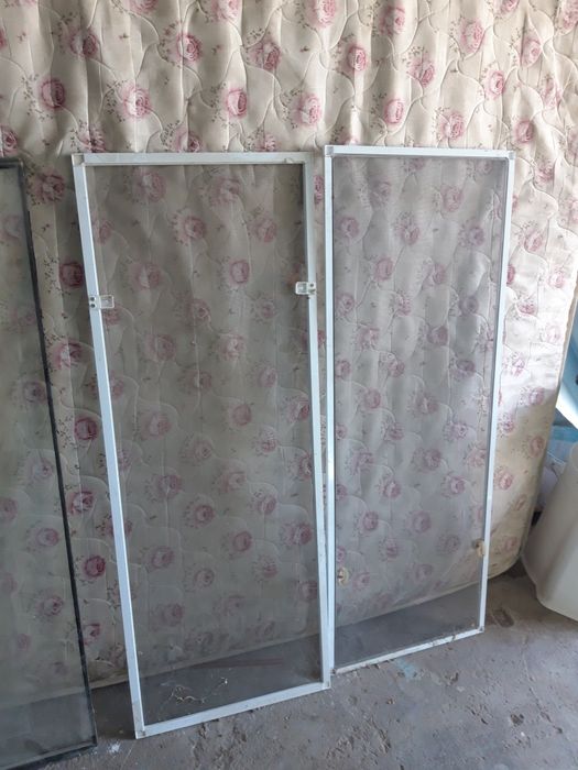 Продается москитная сетка для пластиковое окно