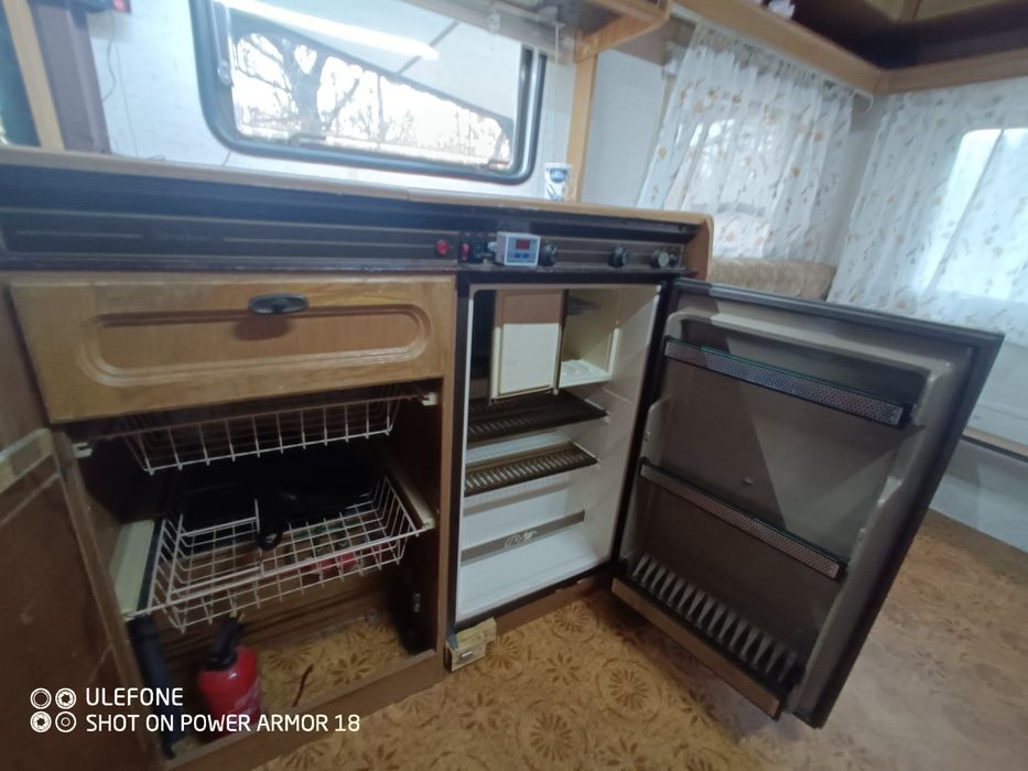 Каравана Burstner Lux. 1987г    761кг