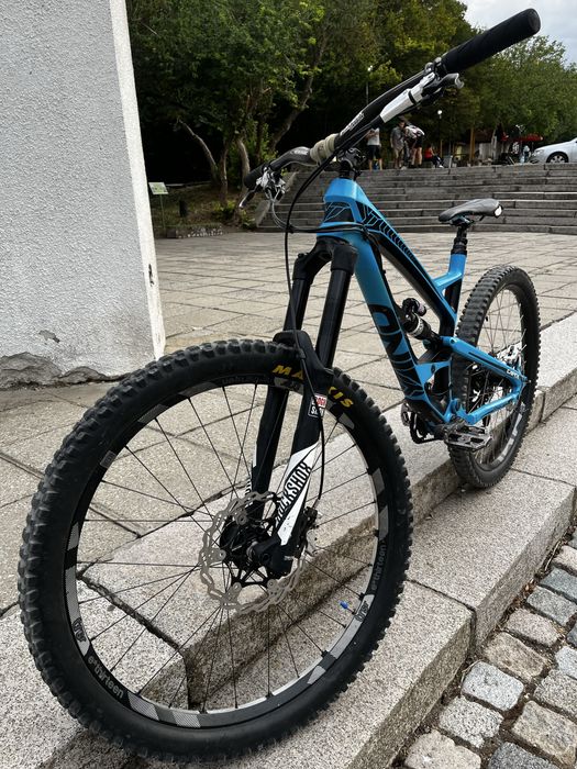 Yt capra cf pro race