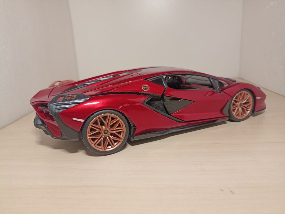 Macheta lamborghini Sian FKP37 scara 1:18 bburago