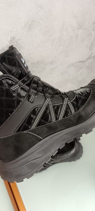 Продам мужскую обувь