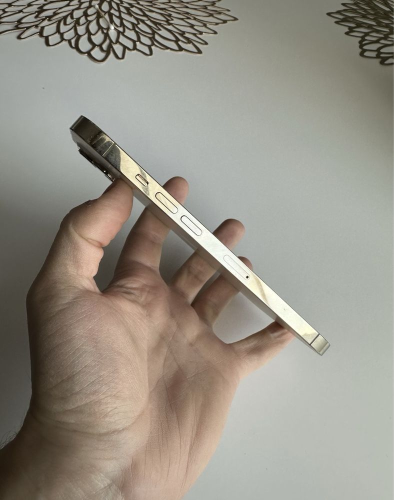 Vand iphone 12 pro max gold