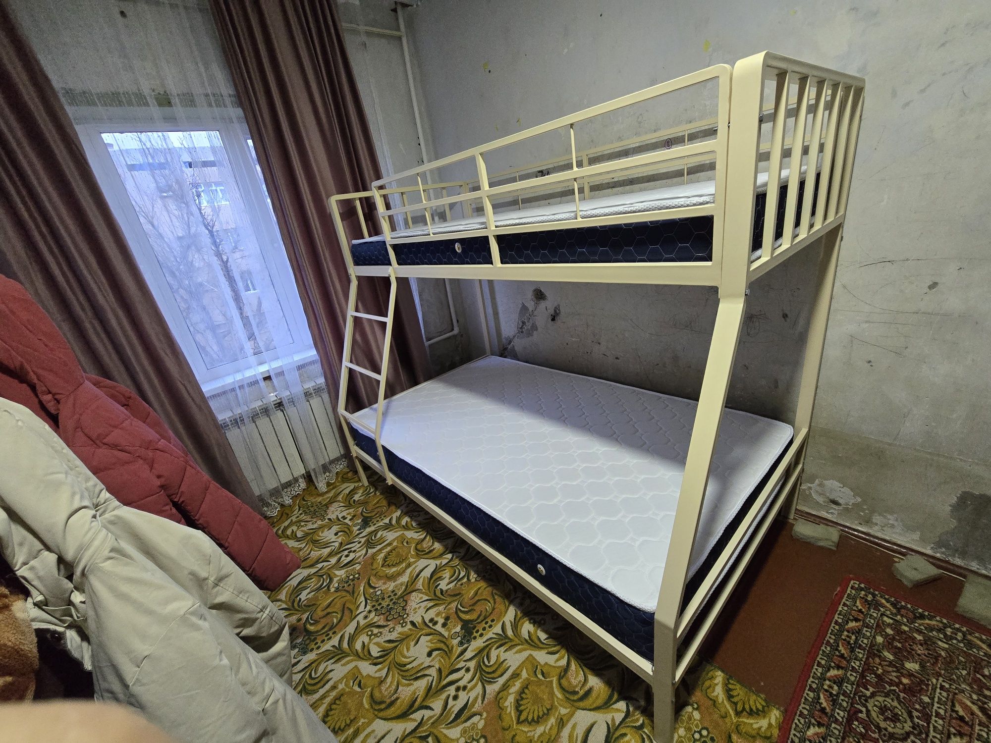 АКЦИЯ. Двухъярусная кровать металлическая.
