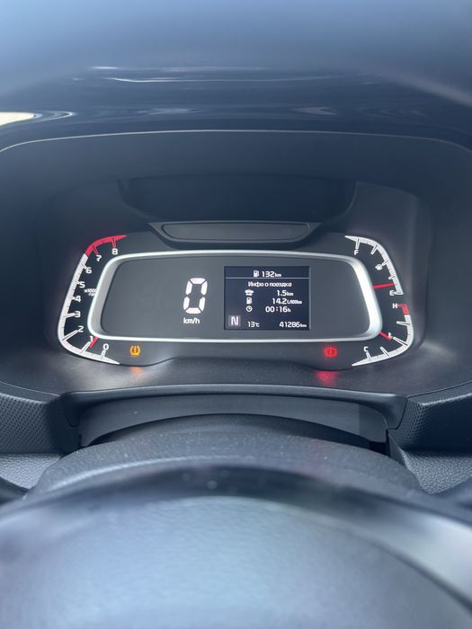 KIA SONET 2 pozitsiya