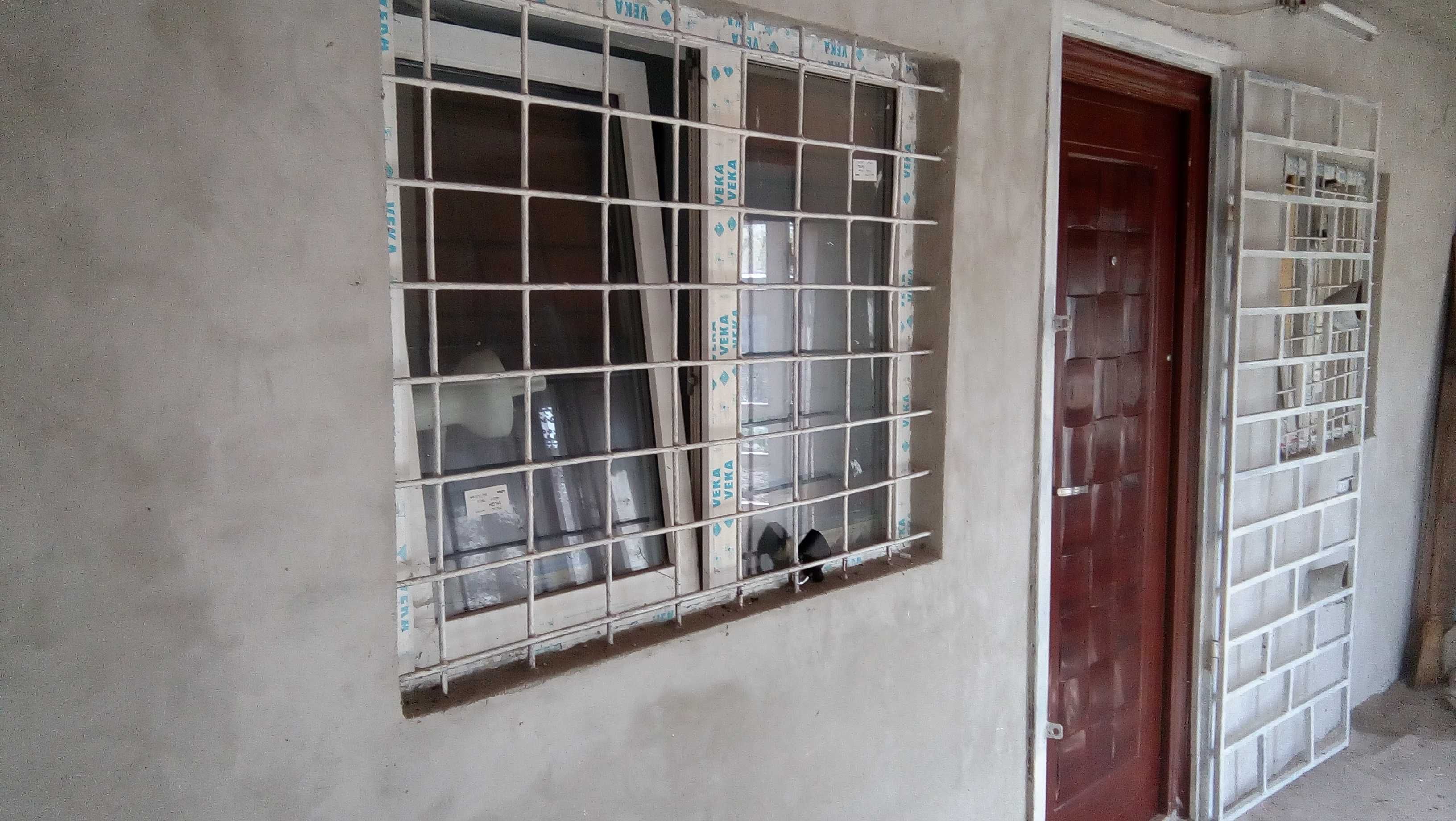 Teren intravilan cu casa în Rosiorii de Vede