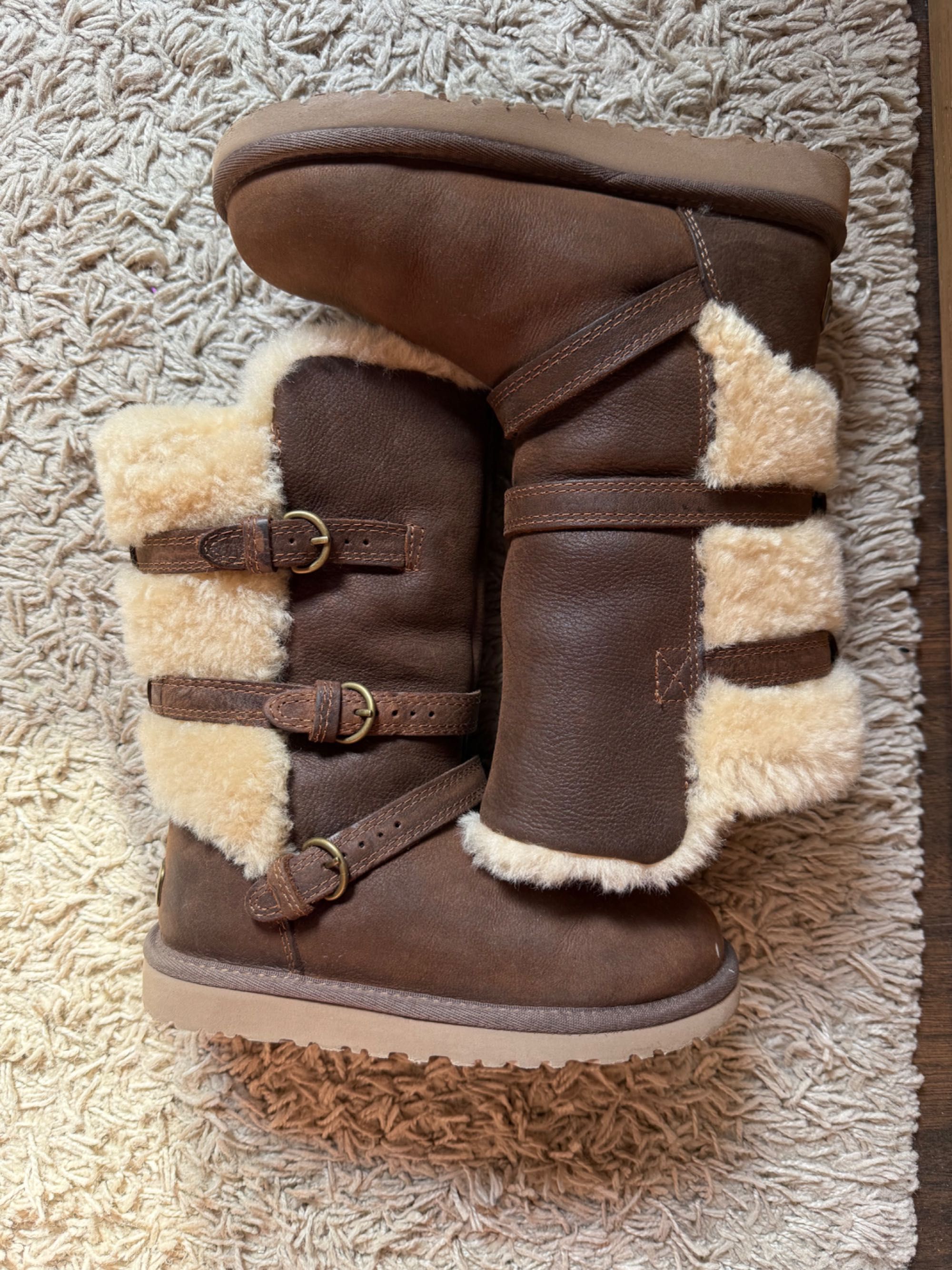 Детски ботуши UGG Australia 30 номер
