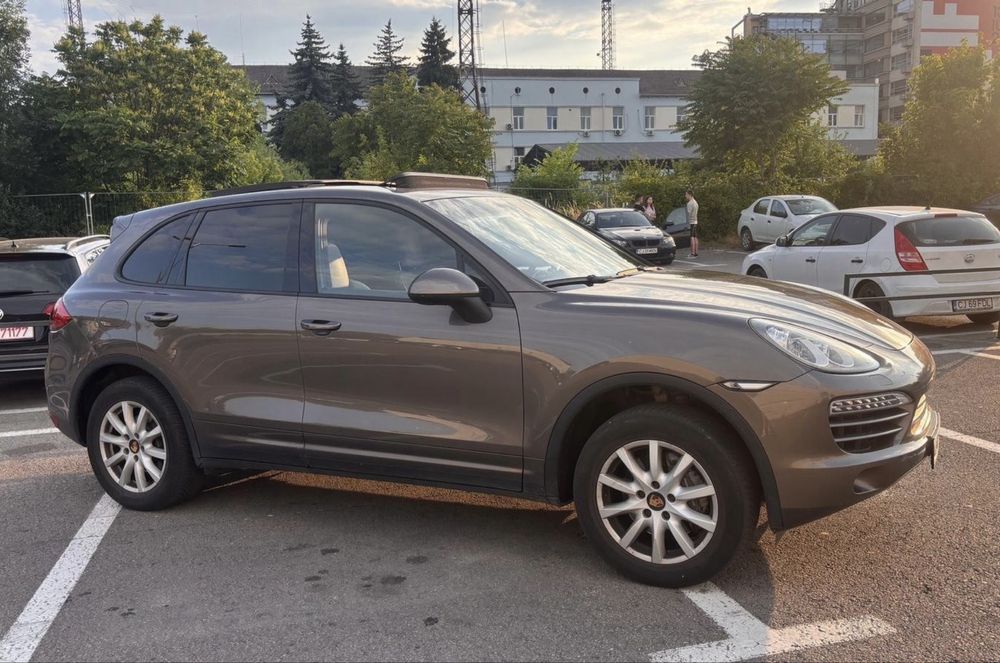 Porsche Cayenne 3.0 245 cp 2011