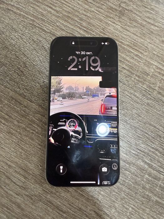 Iphone 15 pro srocnaa 527