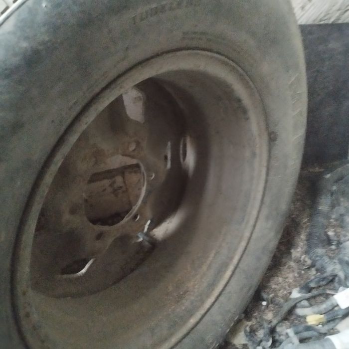 Продается шина с диском