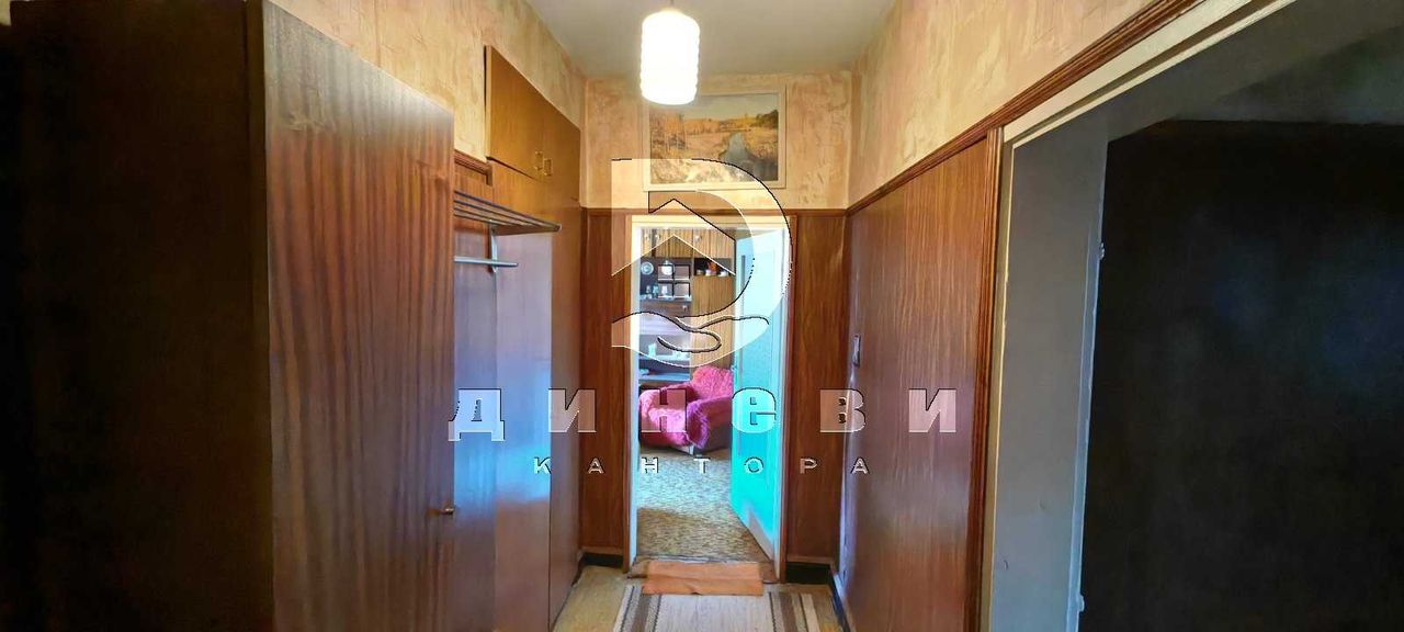 Продава се Четиристаен апартамент в Стара Загора, Център - 84 кв.м за 1310 €/кв.м - Снимка #12