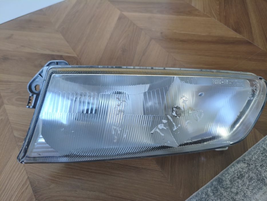 Фары на Toyota Camry 20