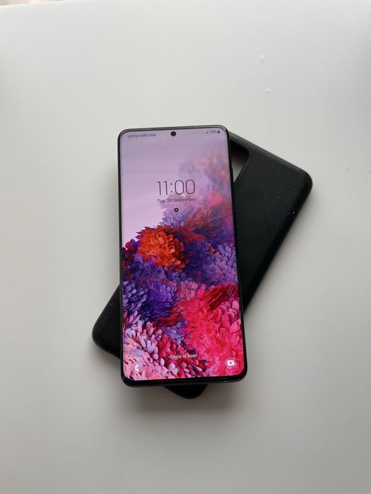 • Samsung Galaxy •  S20+ Plus •