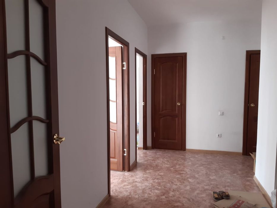 Продам  2 - х кв. в Нур-Сити  6 этаж из 9-ти этажного дома