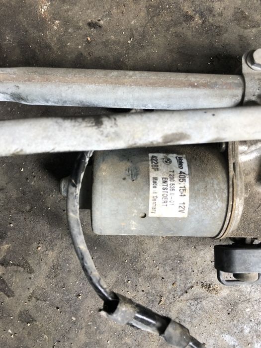 Моторче чистачки БМВ Х5, Е70 (motorche chistachki BMW X5, E70)