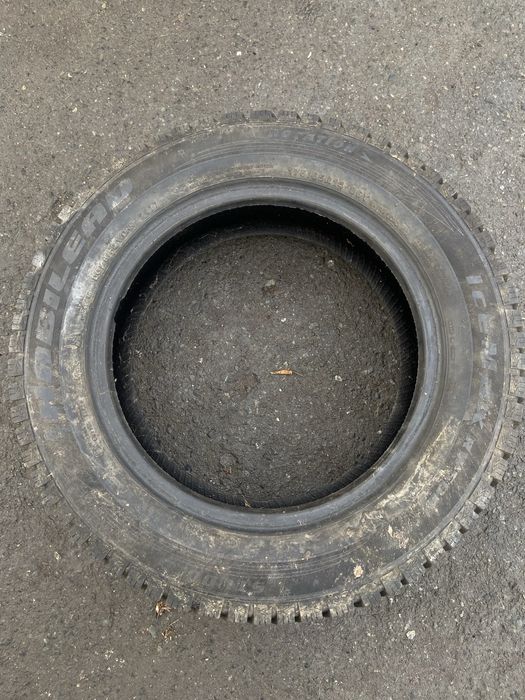 продам шины б/у.