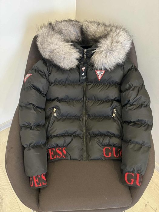 Дамски топ модели якета.