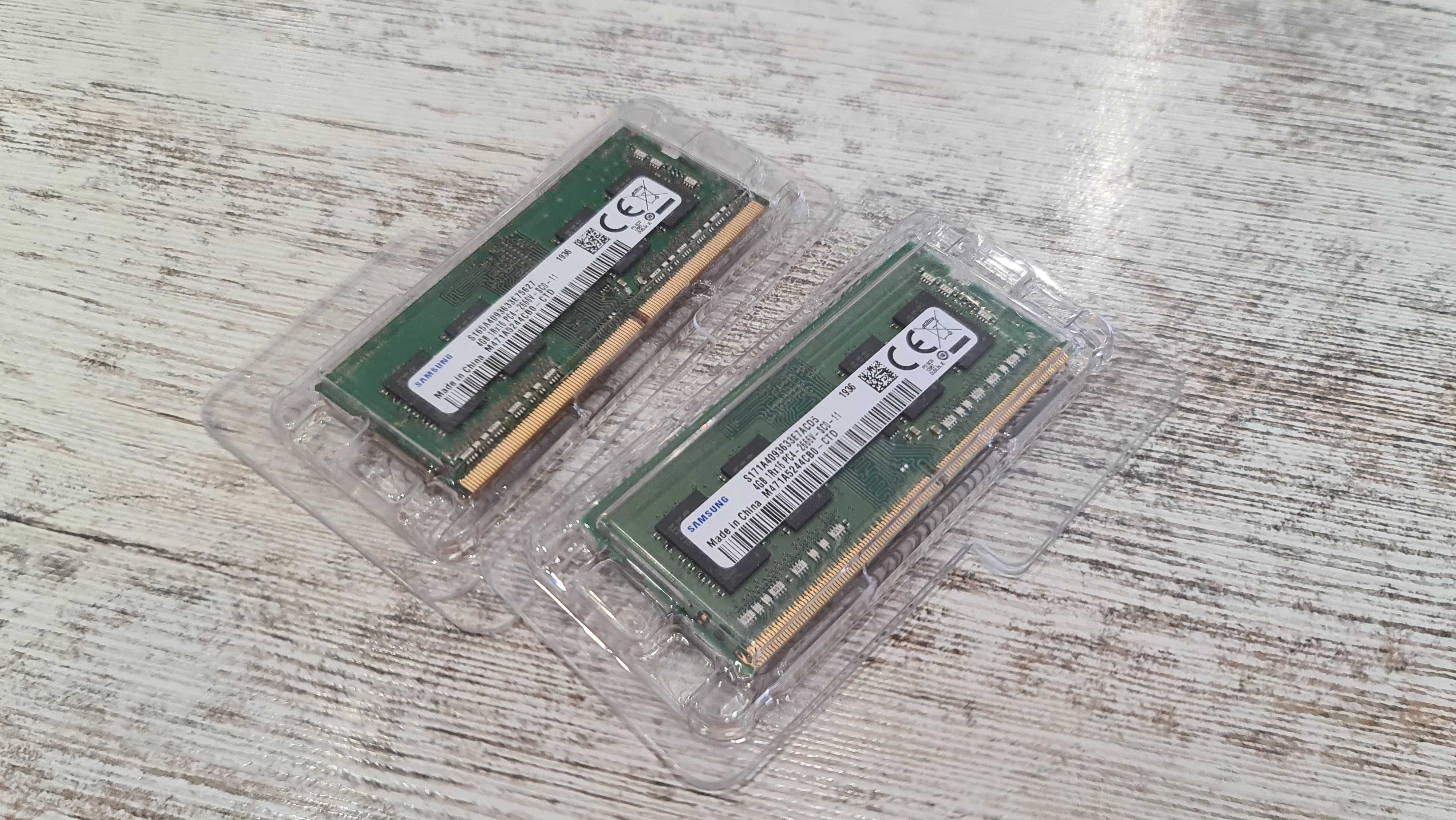 Продам SO-DIMM DDR4 2*4Gb