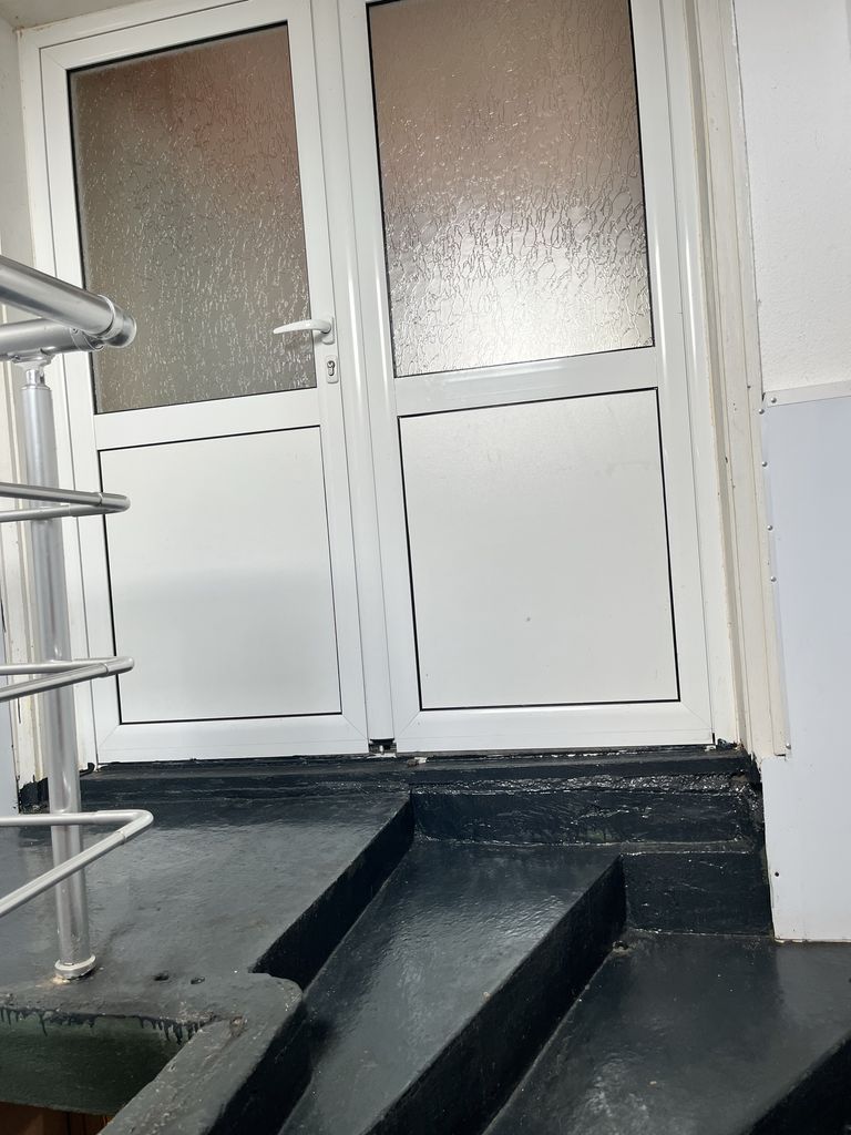 Продава се Къща в с. Краводер, Област Враца - 160 кв.м за 282 €/кв.м - Снимка #11