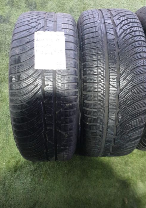 Anvelope iarna 245/45/18 Michelin